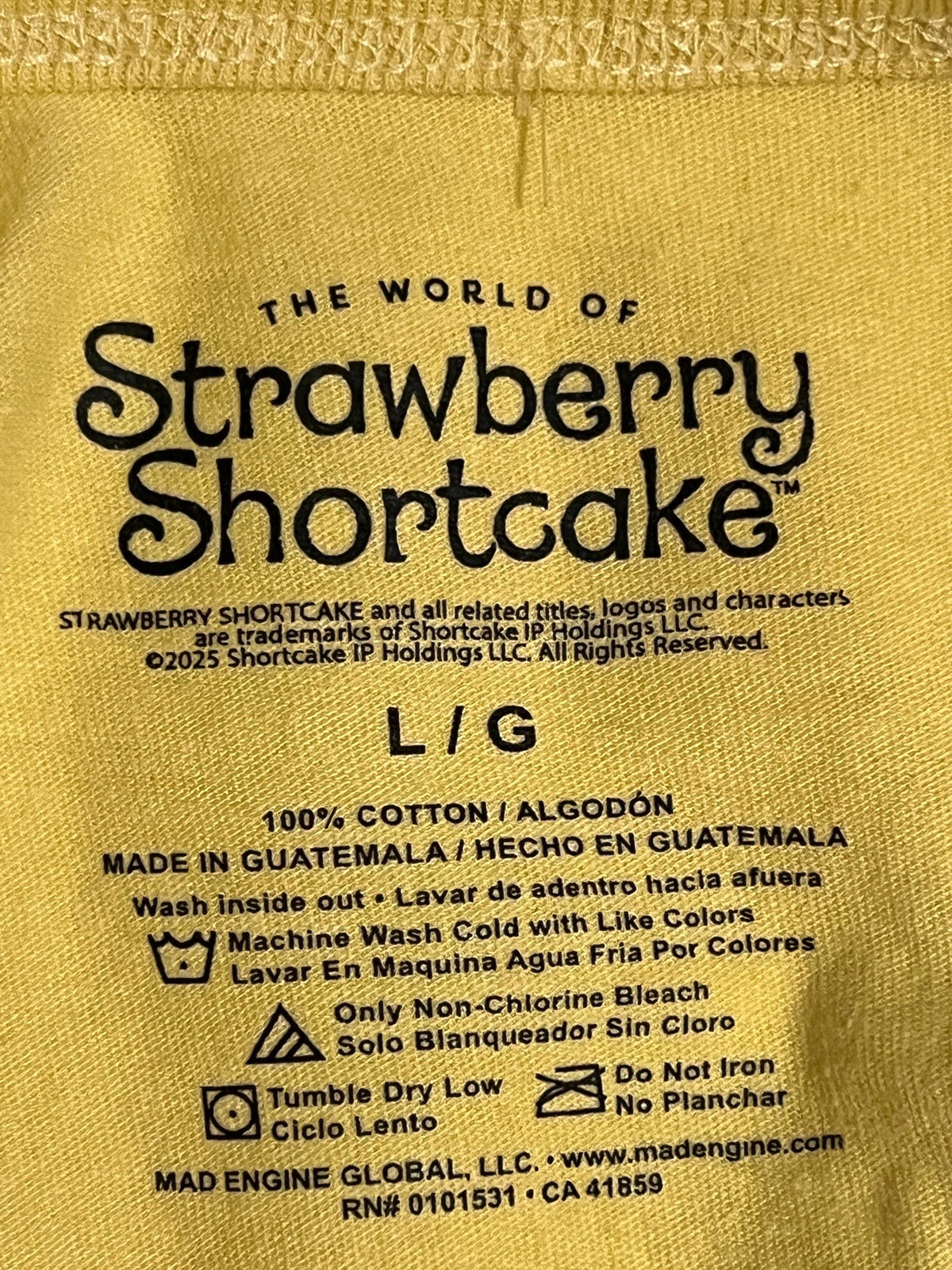 Strawberry Shortcake and friends Ladies size L crop top style tee
