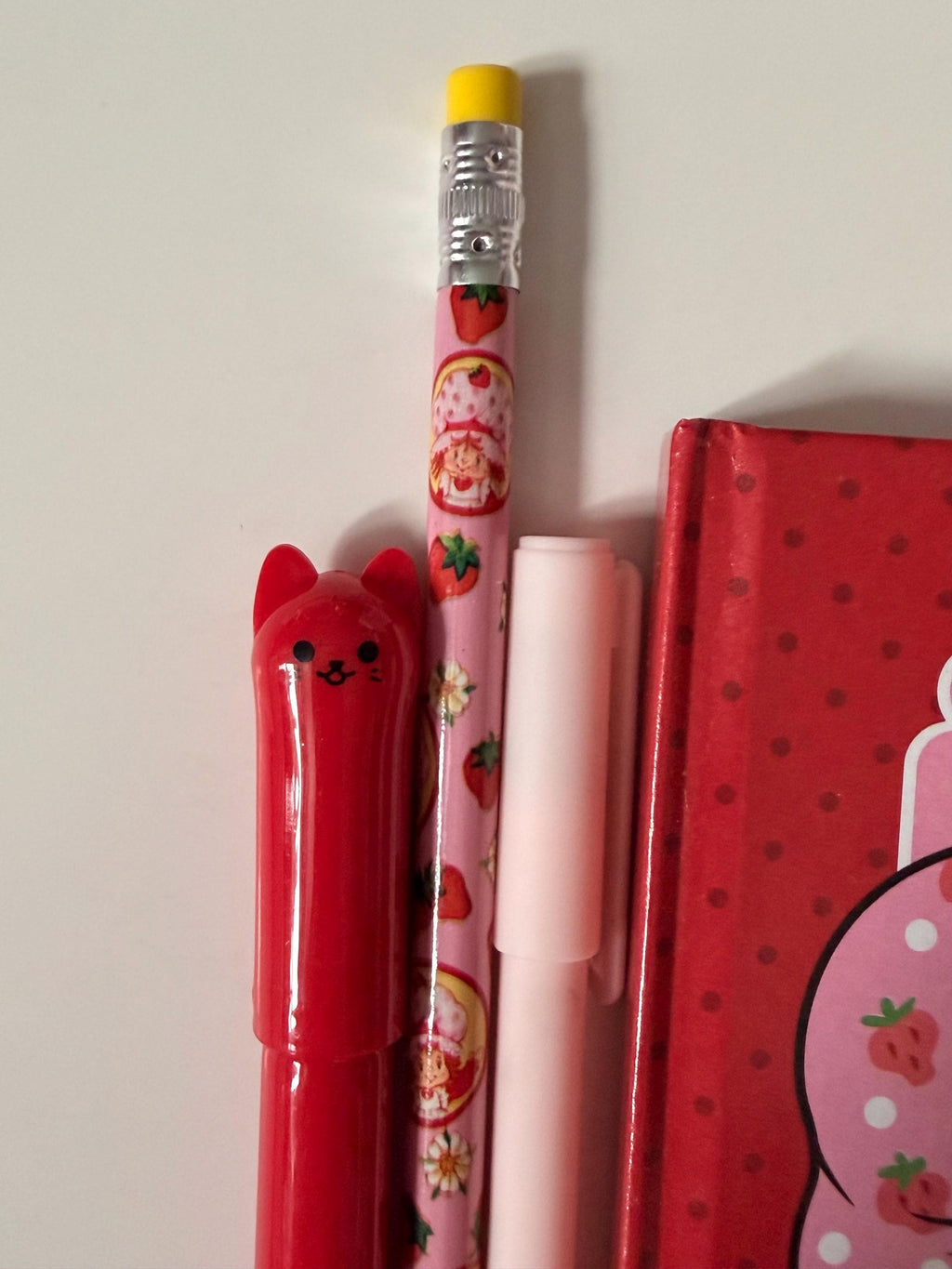 Rad Pack Strawberry Shortcake Stationery Set: Mini Diary, Stickers & More