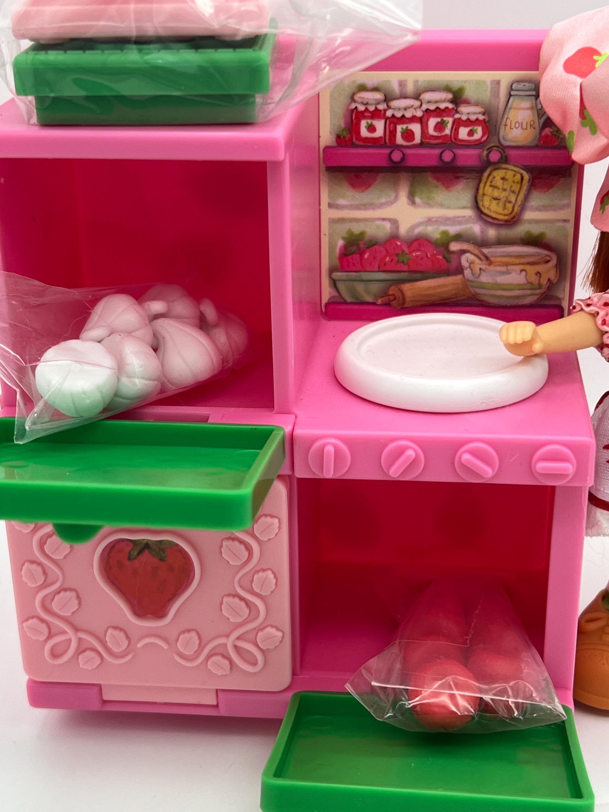 Strawberry Shortcake The Loyal Subjects reboot Berry bake shop playset and doll