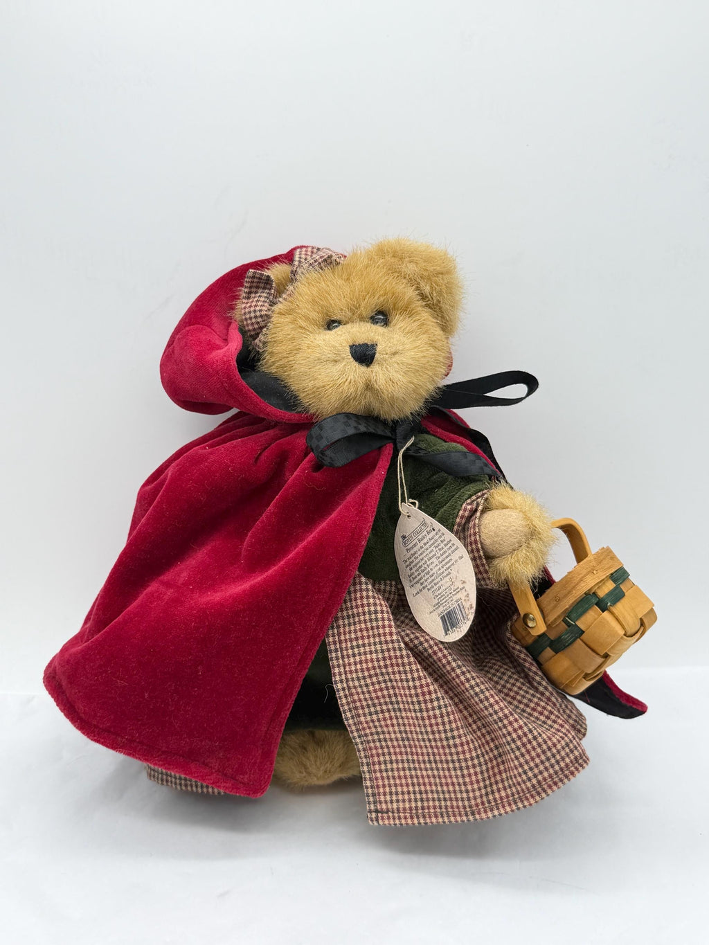 Boyd’s Bears Little Red Riding Hood Bailey Bear plush with tags