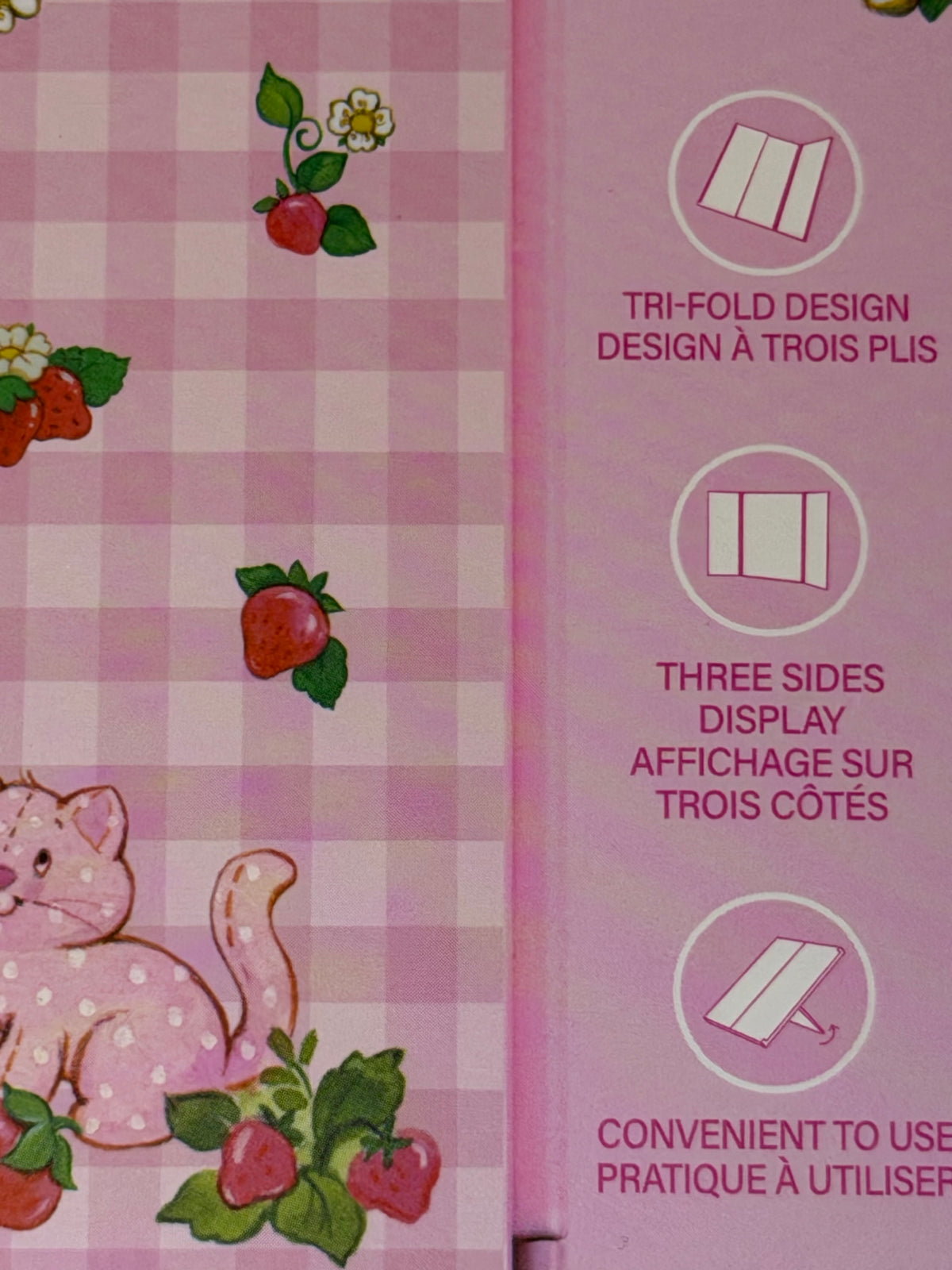 Strawberry Shortcake travel case and trifold mirror