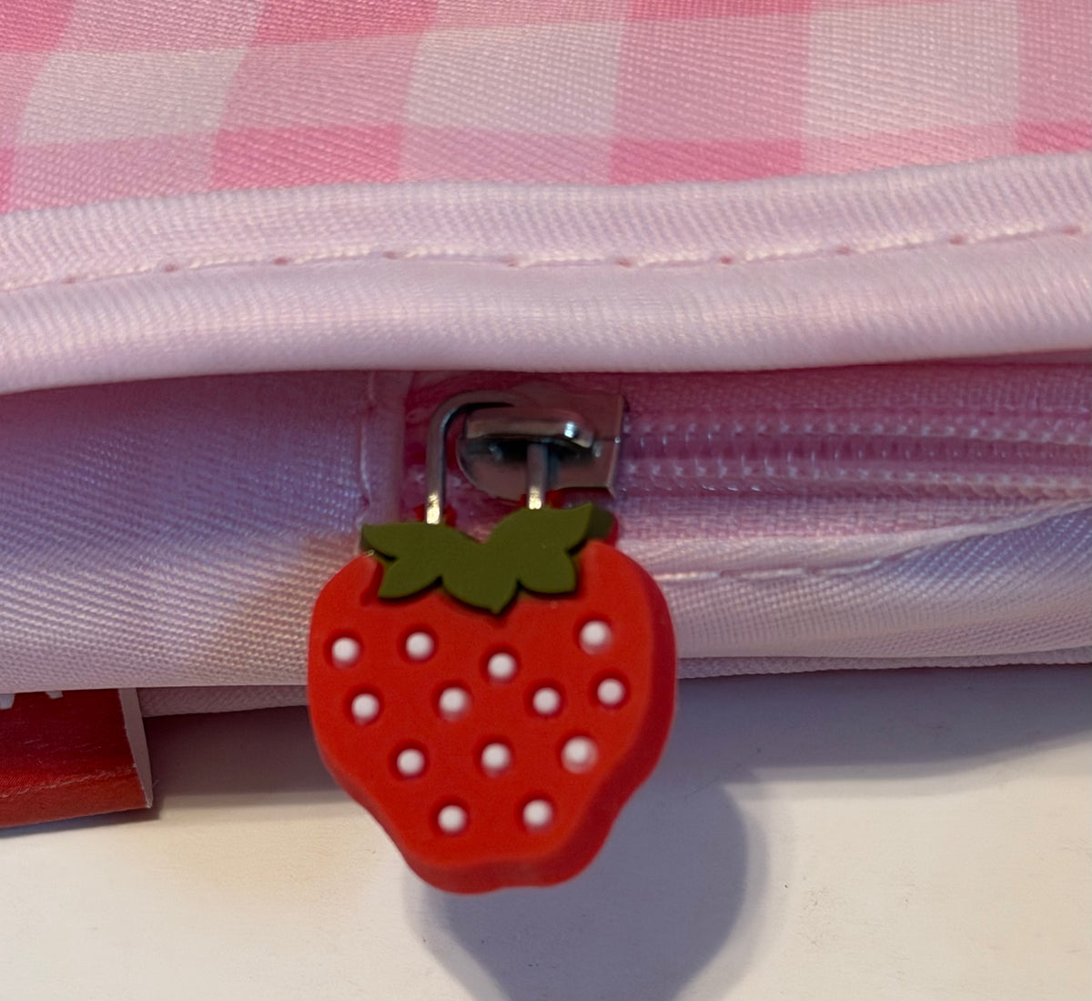 Strawberry Shortcake travel case and trifold mirror