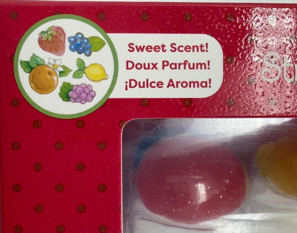 Strawberry Shortcake The Loyal Subjects Cheebee mini Berry Besties glitter set of 5 scented figures