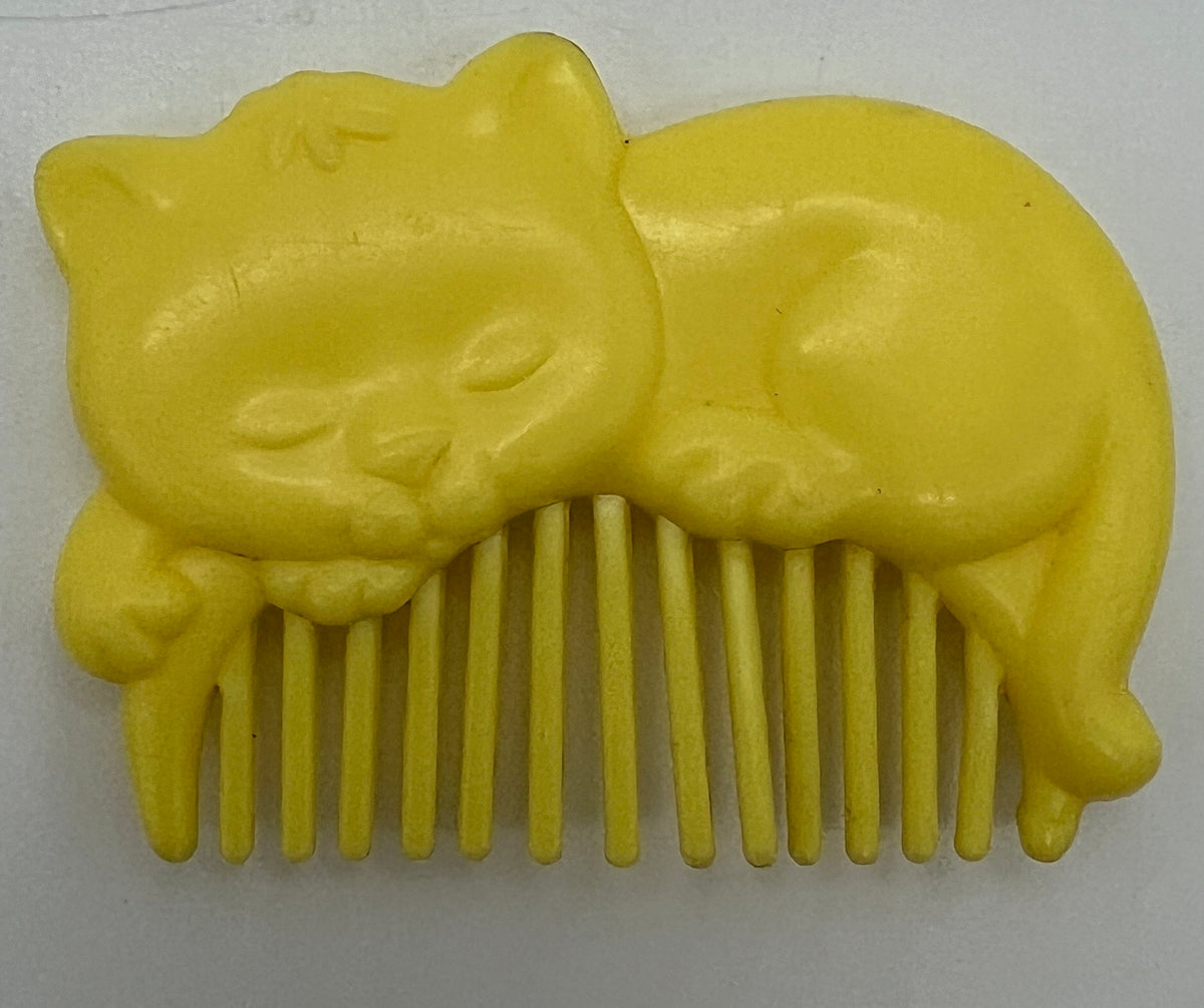 1989 Hasbro Sweetie Kittens Birman comb