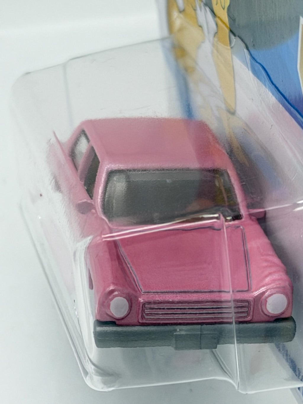 Hot Wheels Screen Time Simpsons car die cast on card