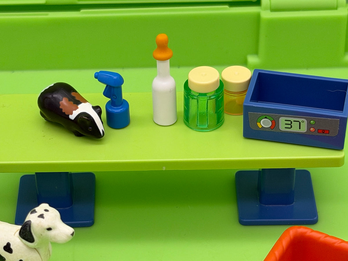 Playmobil Carrying Case Vet Clinic Set #5970