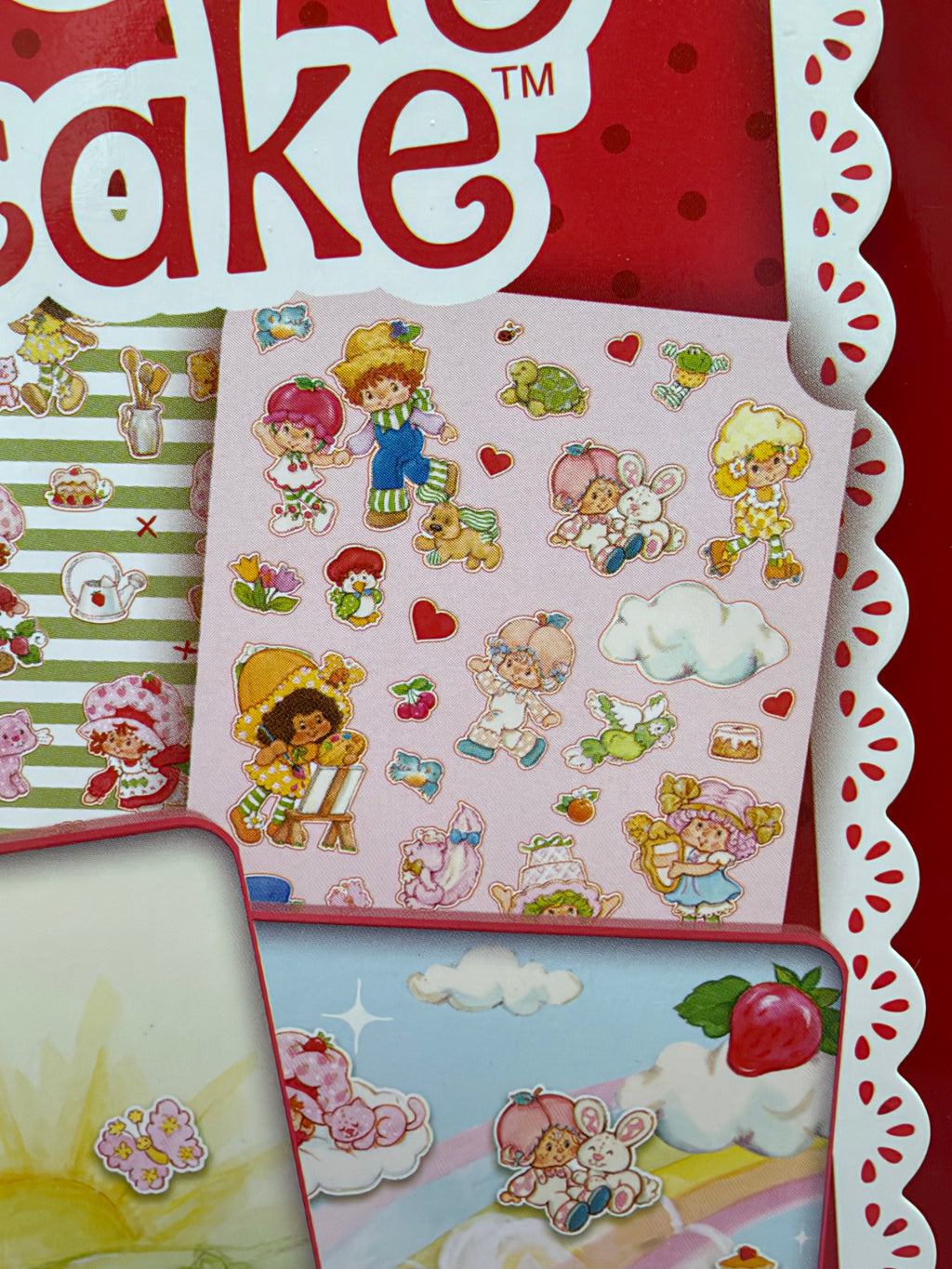 New Strawberry Shortcake magnetic playset in travel tin