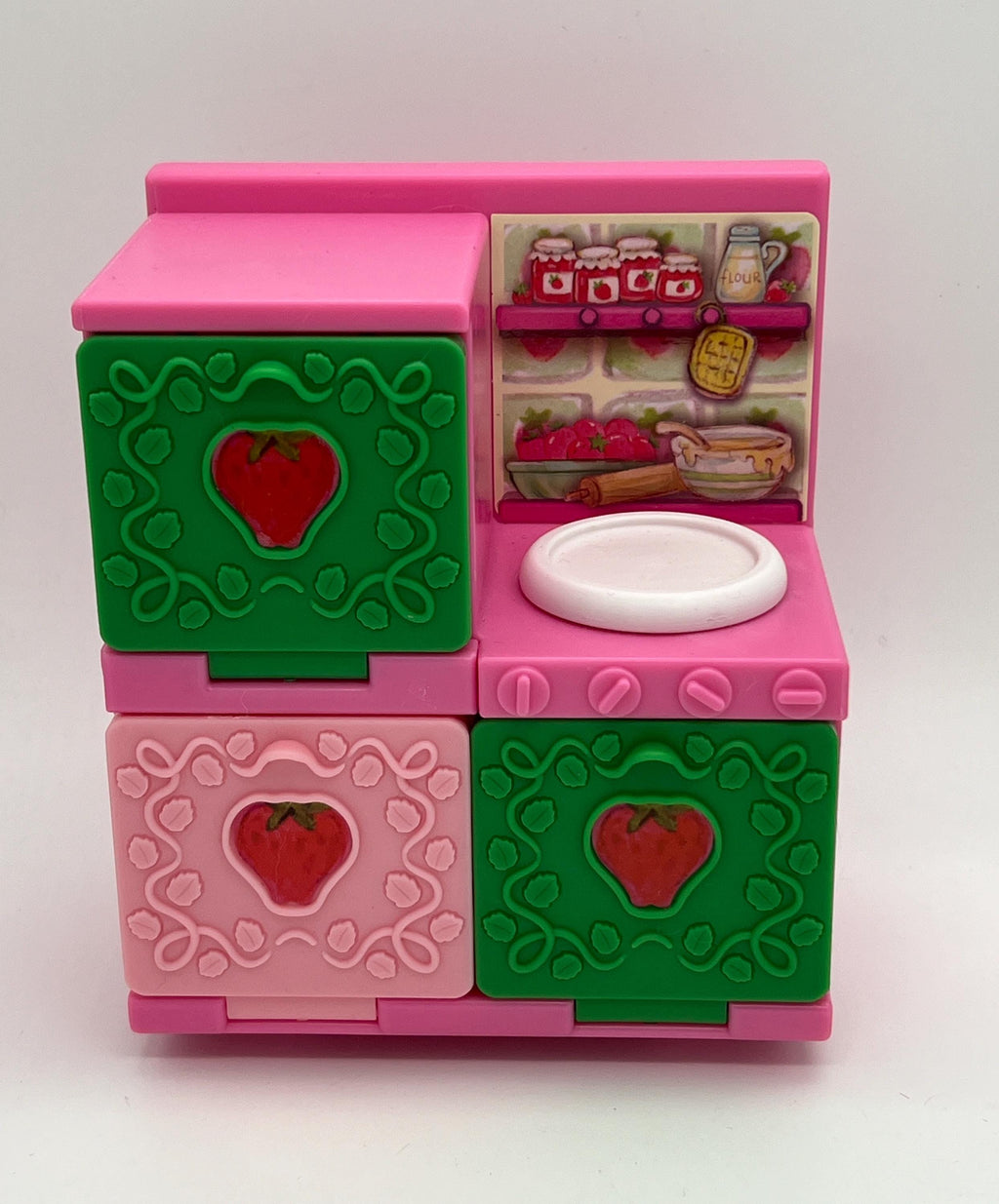 Strawberry Shortcake The Loyal Subjects reboot Berry bake shop playset and doll