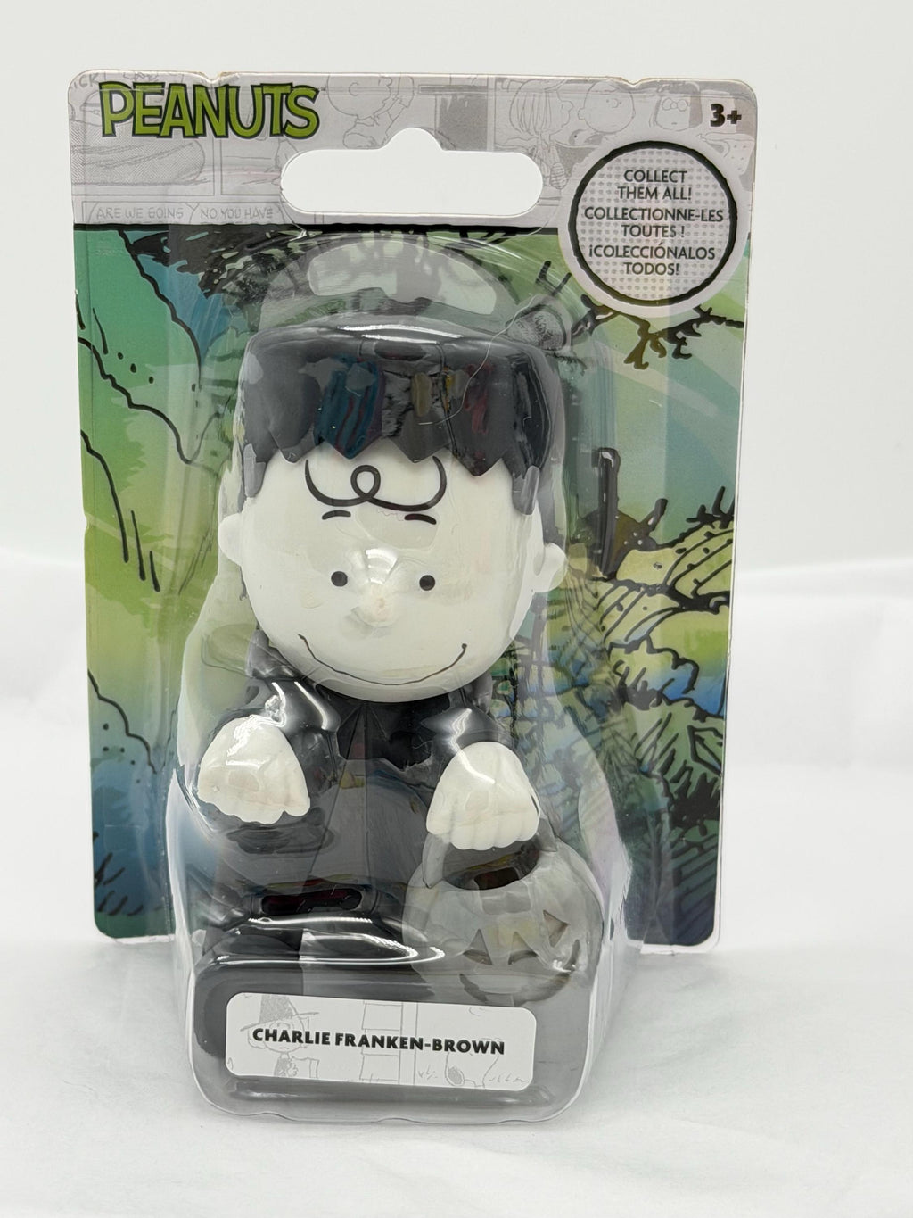 Peanuts black and white Halloween figures full set Charlie, Lucy and Snoopy