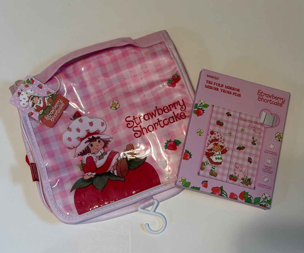 Strawberry Shortcake travel case and trifold mirror