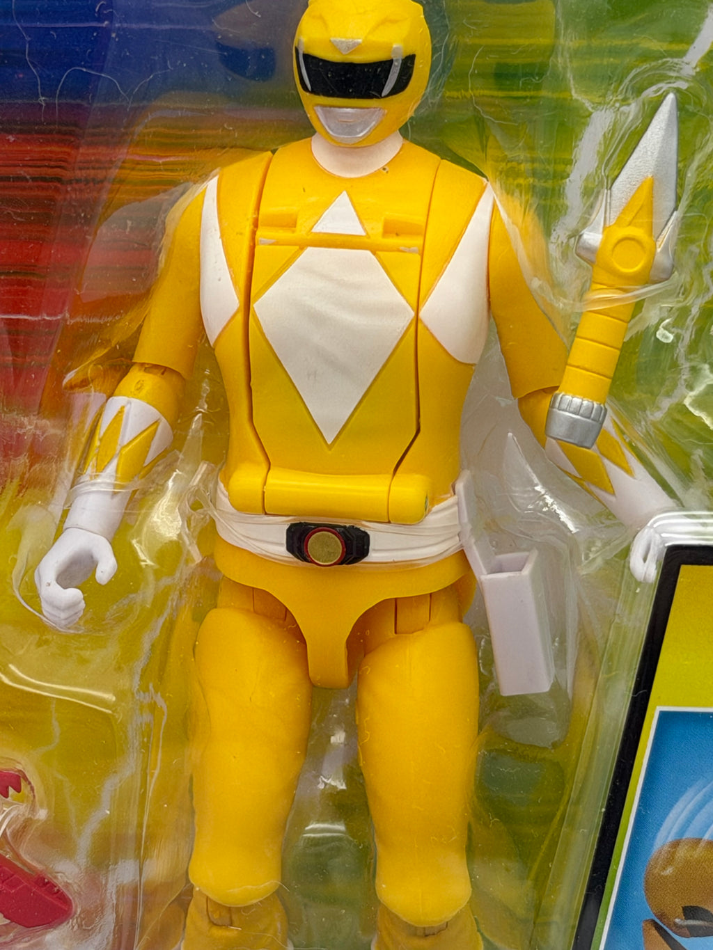 Mighty Morphin Power Rangers Re-Ignition Auto-Morphin Yellow Ranger/ Trini action figure