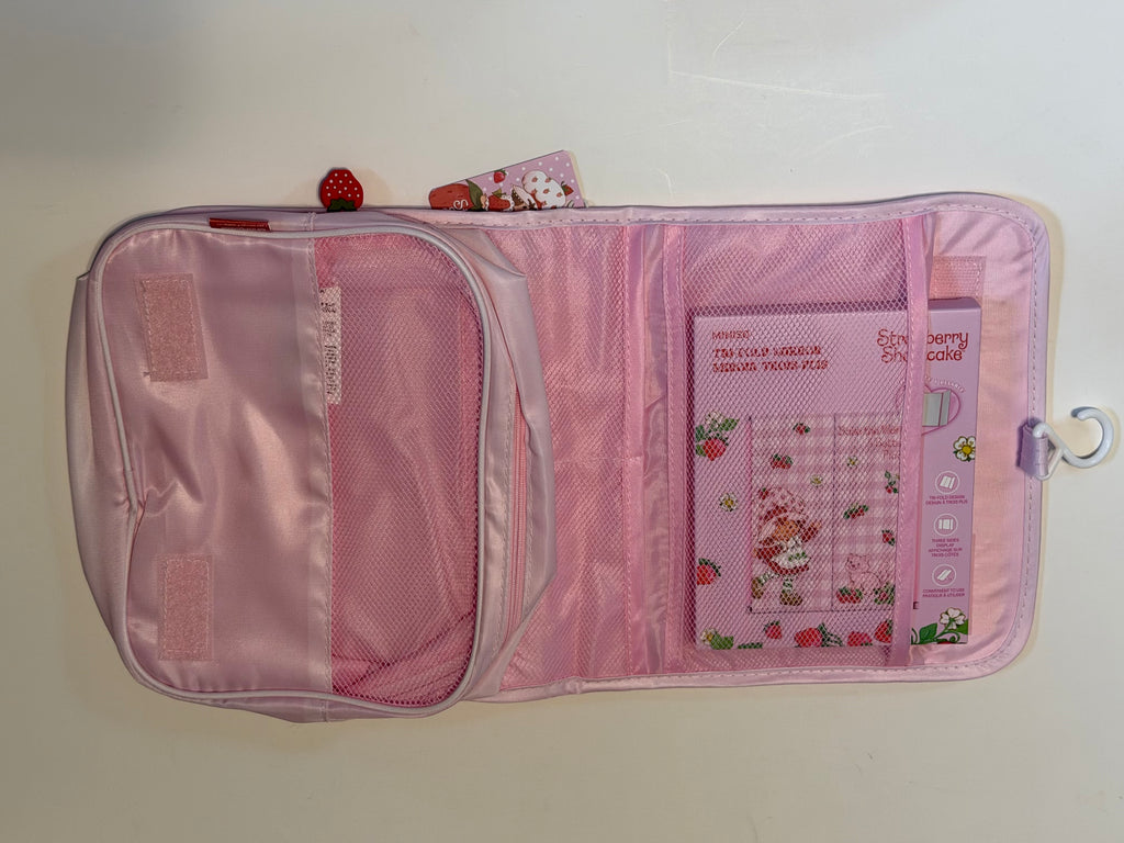 Strawberry Shortcake travel case and trifold mirror