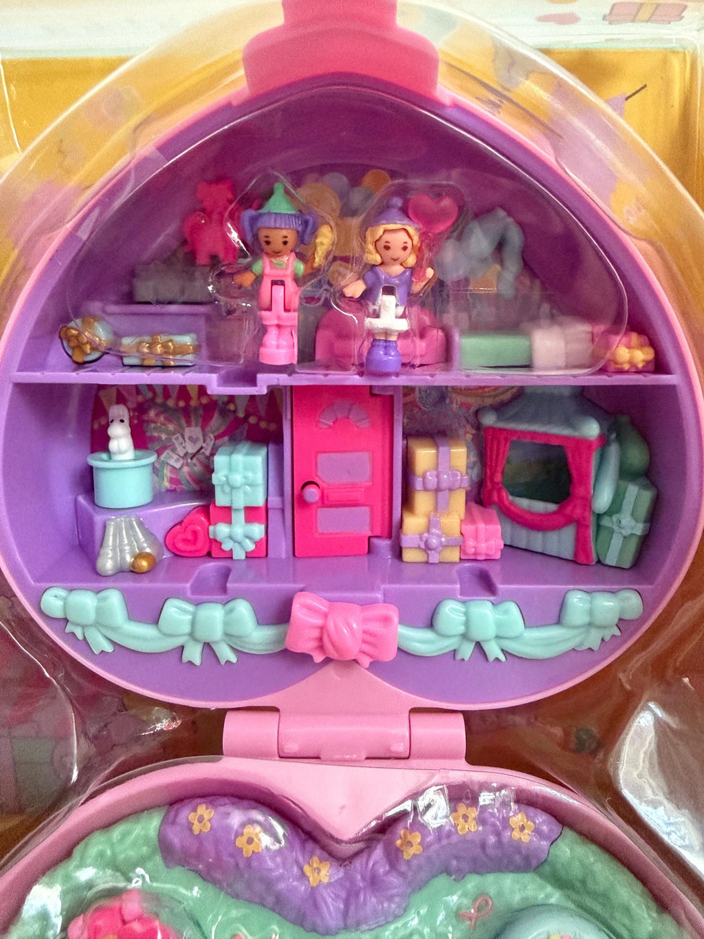 Polly Pocket Keepsake Collection 35th Birthday Partytime Stamper playset