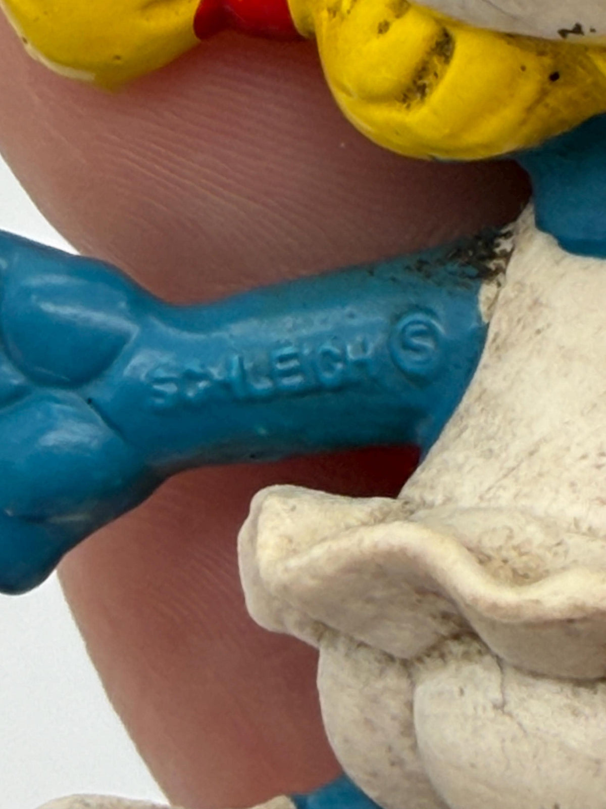 1983 Smurfs Roller Skating Smurfette by Peyo/Schleich PVC figure