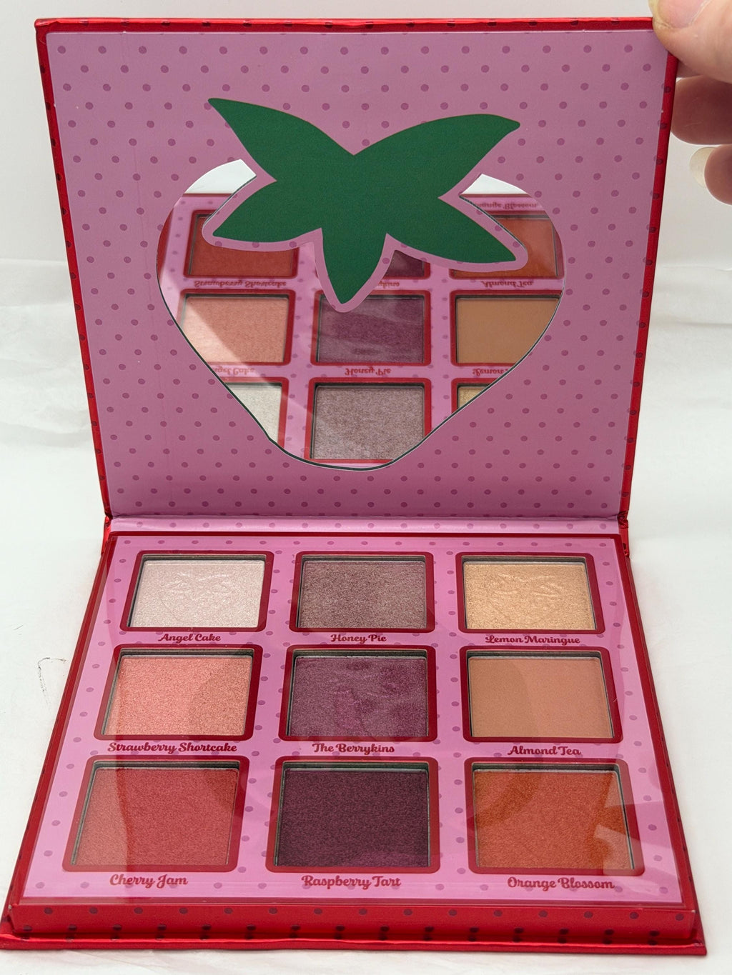 Strawberry Shortcake Wildbrain glitter eyeshadow palette / compact