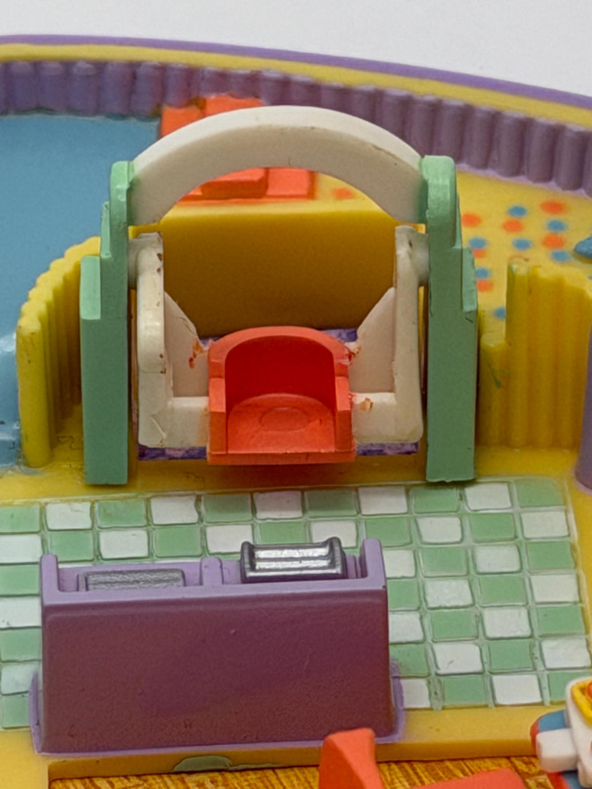 1990s Vintage Polly Pocket Bluebird Toys  Polly at the Burger Stand compact playset