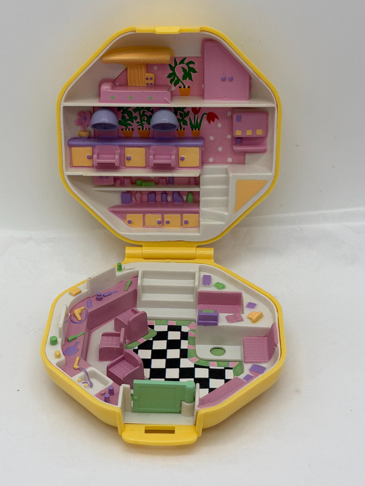 1990s Vintage Polly Pocket Bluebird Toys  Polly Hair Salon  compact playset