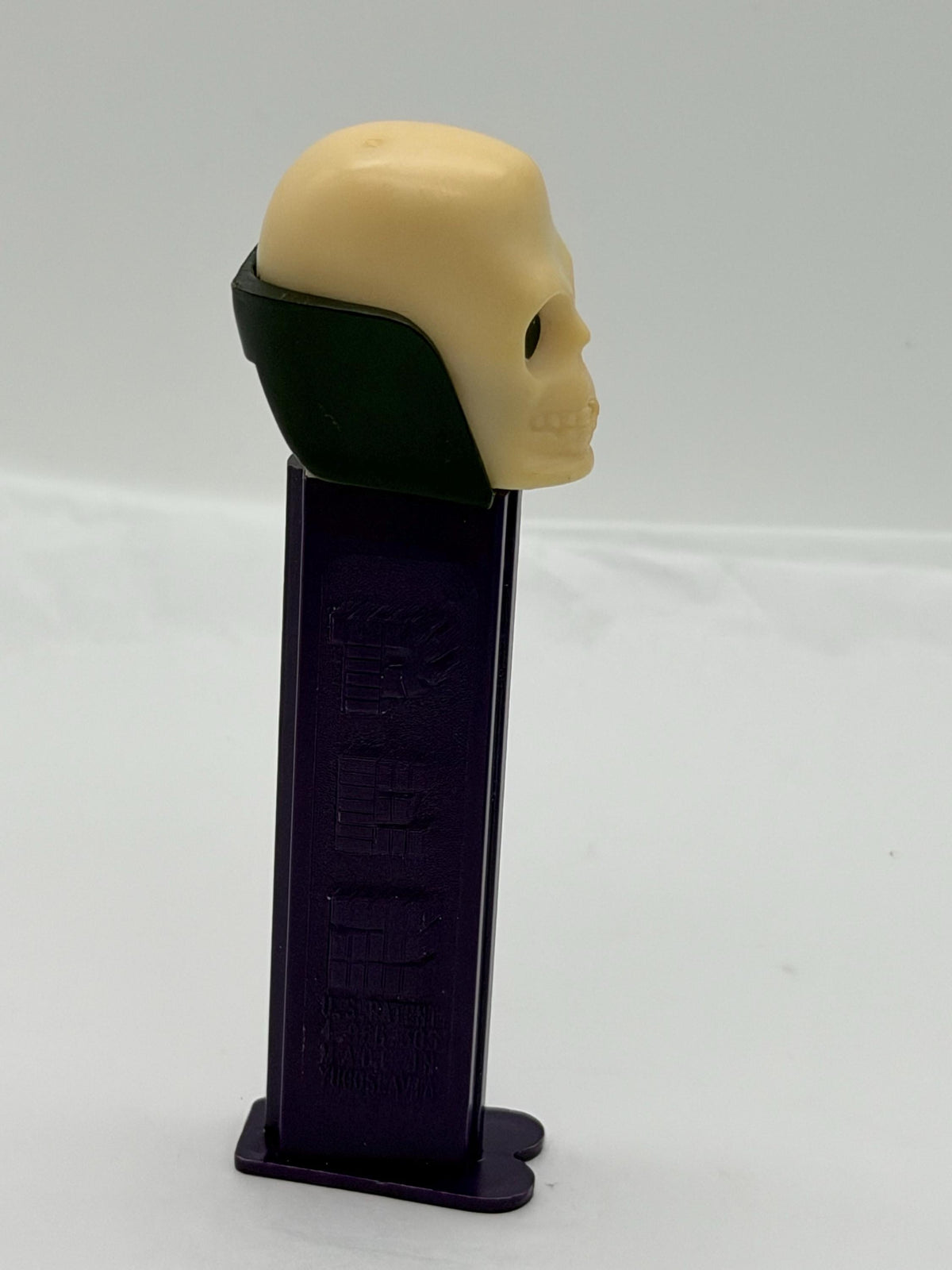 Vintage 1990s PEZ dispenser Halloween Skull made in Yugoslavia