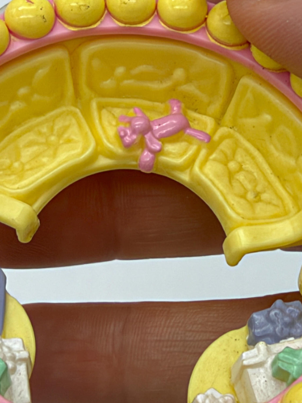 Vintage 1994 Mimi and the Goo Goos Wedding Day Cake playset bottom replacement part
