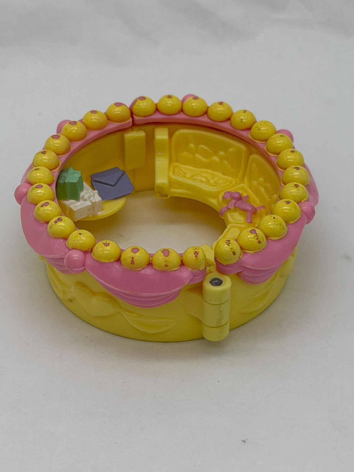 Vintage 1994 Mimi and the Goo Goos Wedding Day Cake playset bottom replacement part