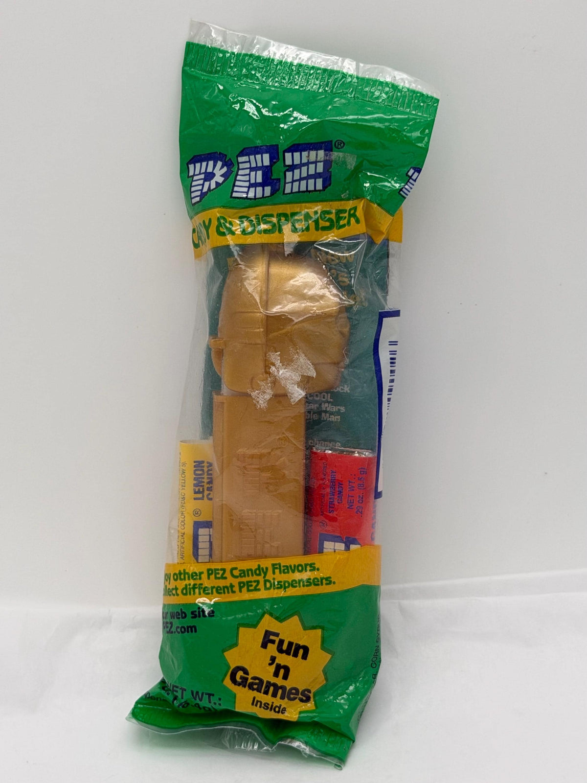 Vintage PEZ dispenser Star Wars C-3PO in package with original candy 1997