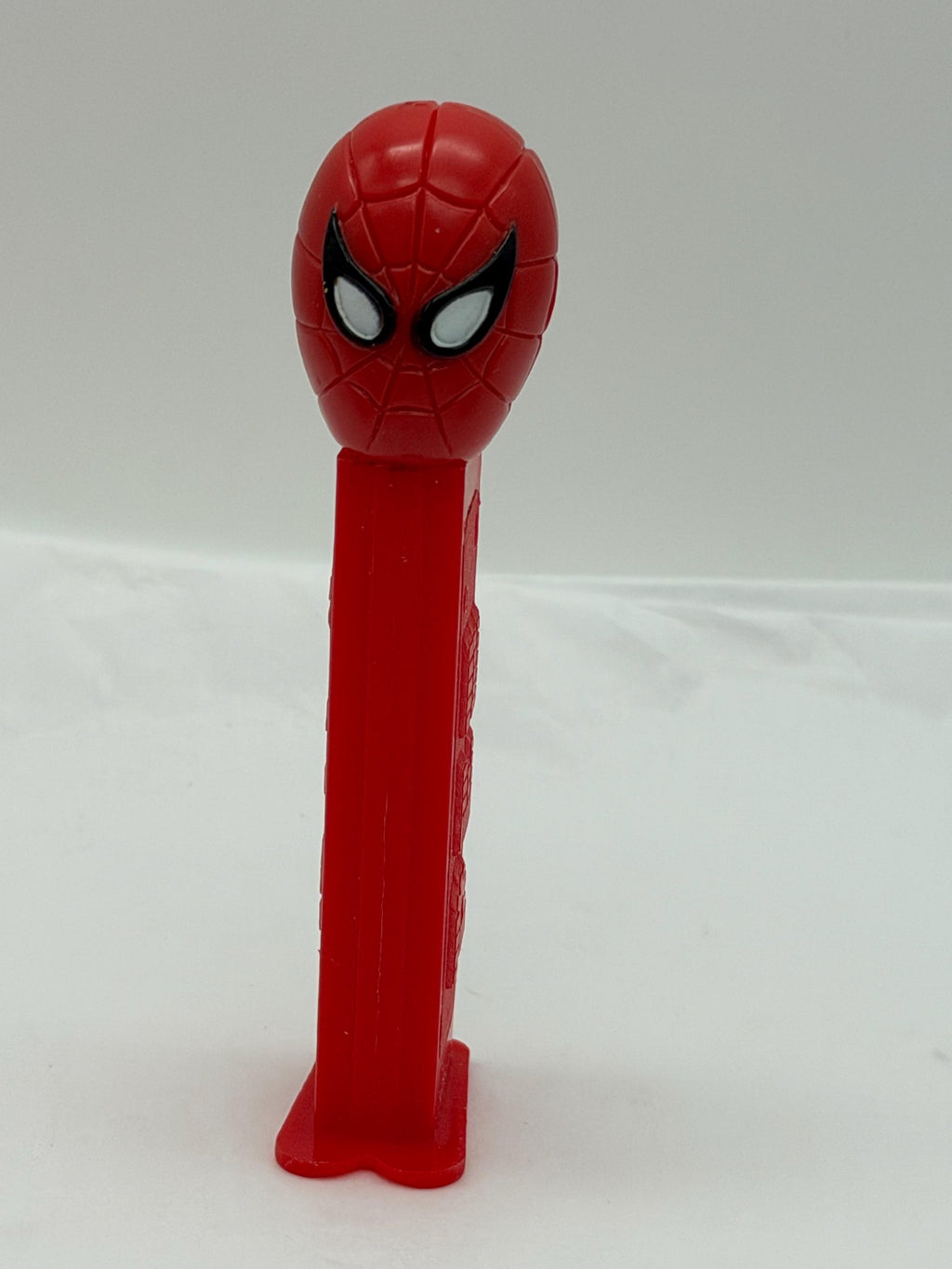 Vintage 1990s Spider Man PEZ dispenser