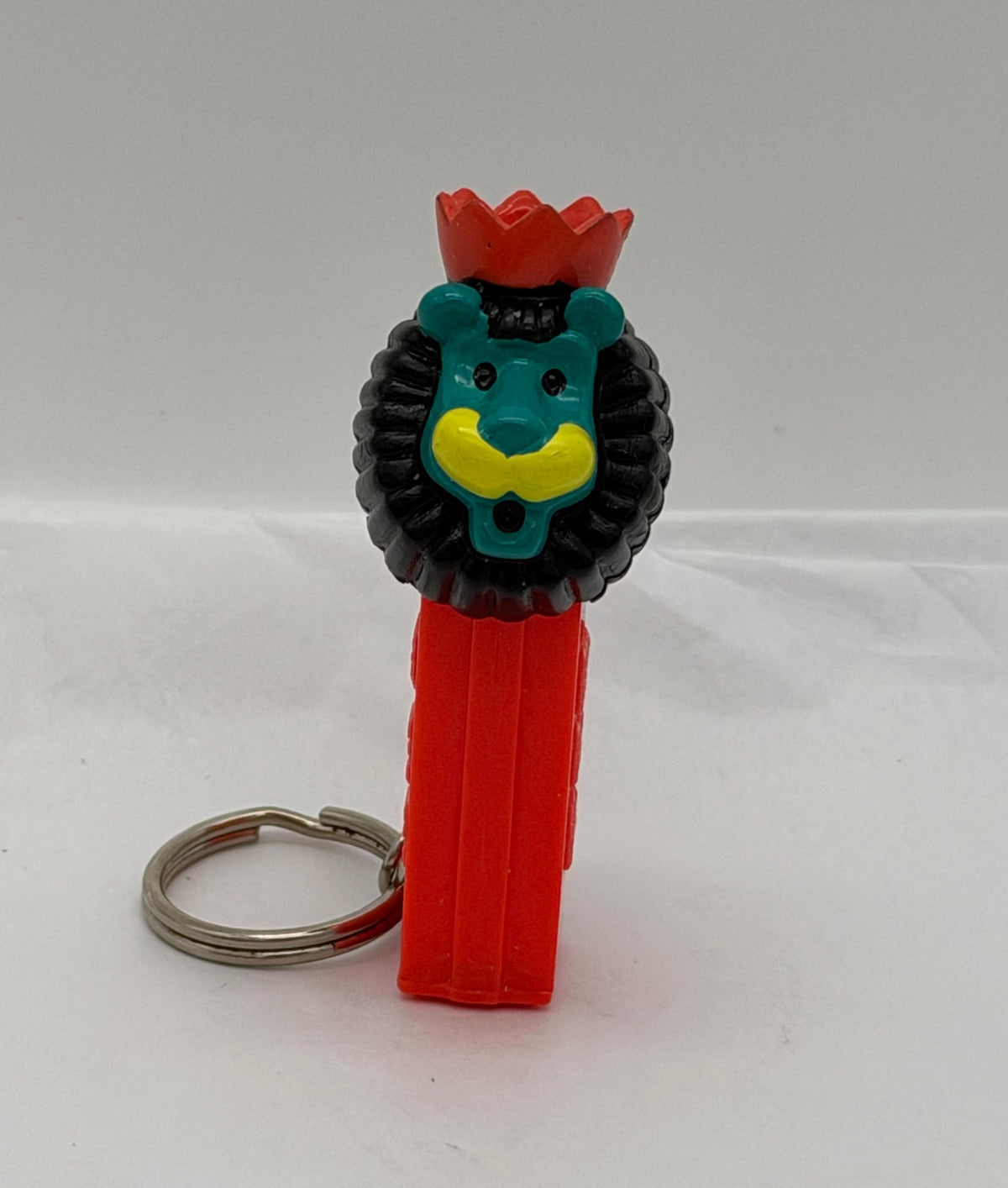 Vintage 1999 King Lion PEZ mini dispenser keychain by Basic Fun