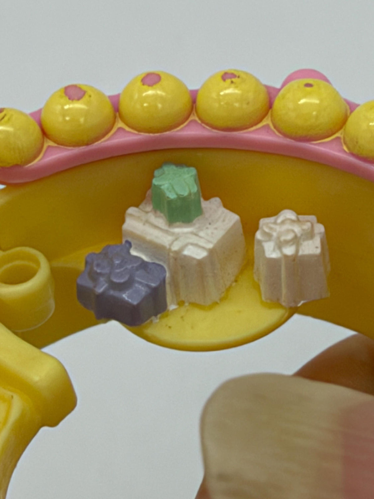 Vintage 1994 Mimi and the Goo Goos Wedding Day Cake playset bottom replacement part